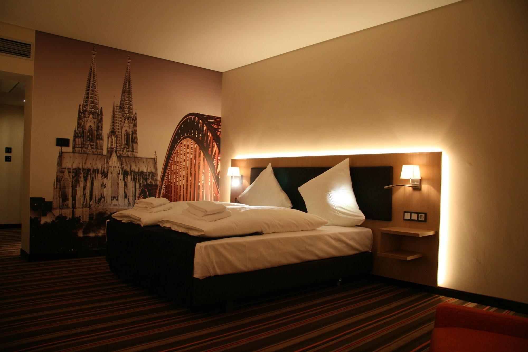 Hotel Fortune Köln Ngoại thất bức ảnh