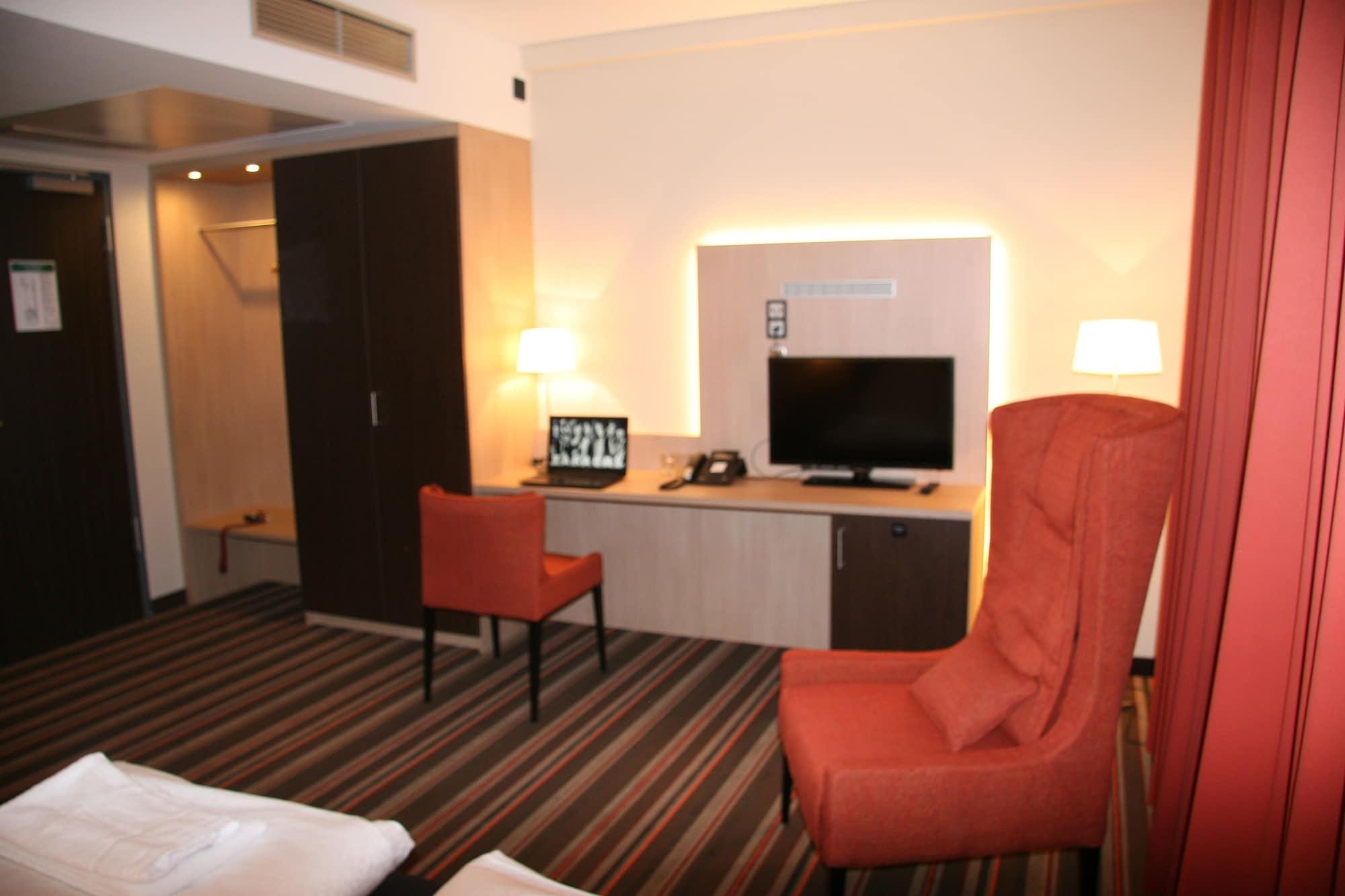 Hotel Fortune Köln Ngoại thất bức ảnh