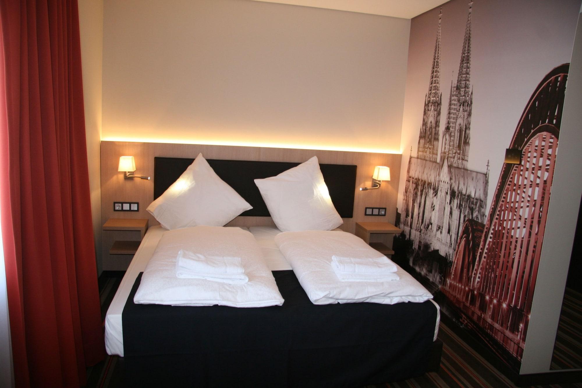 Hotel Fortune Köln Ngoại thất bức ảnh