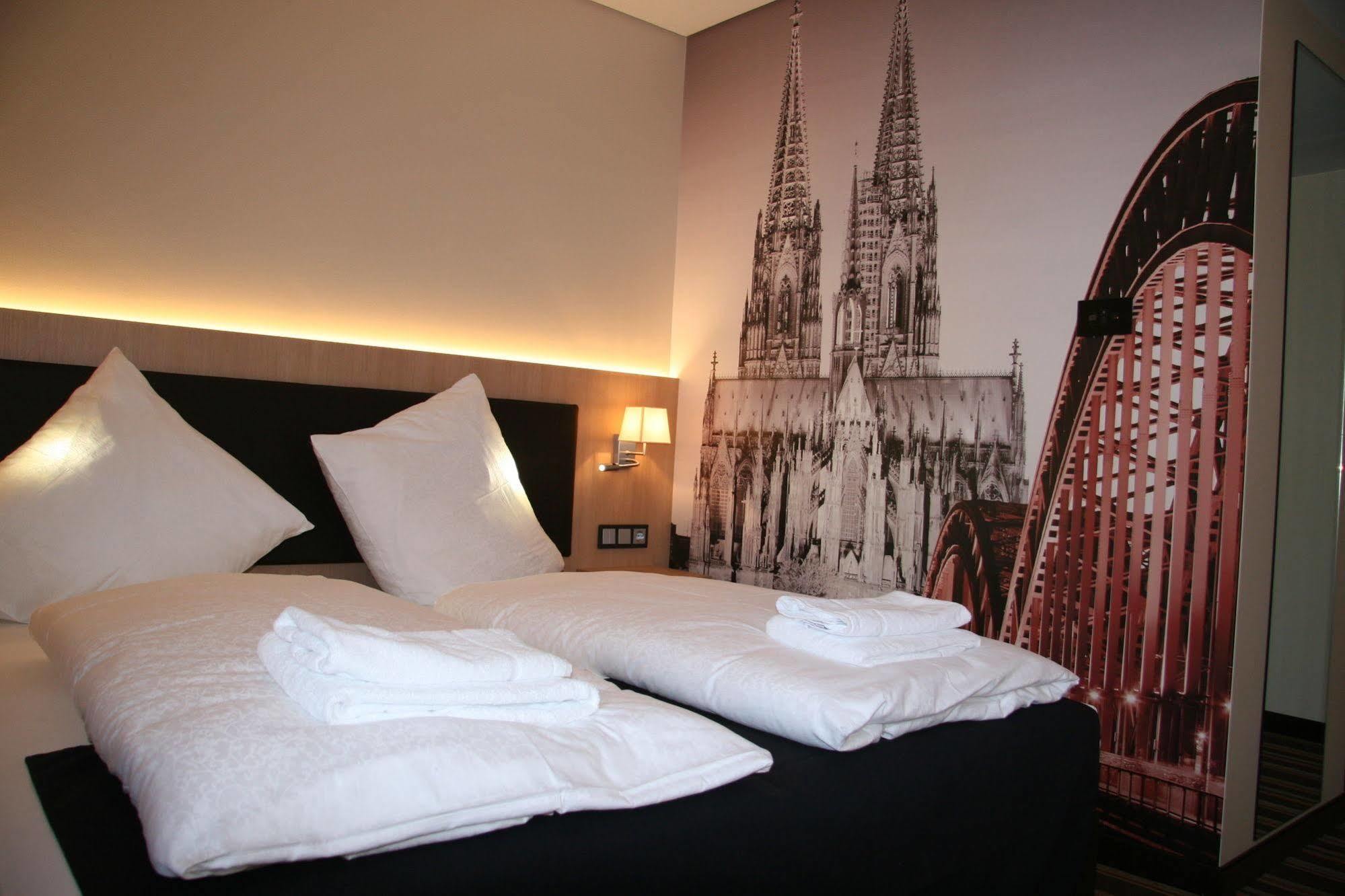 Hotel Fortune Köln Ngoại thất bức ảnh