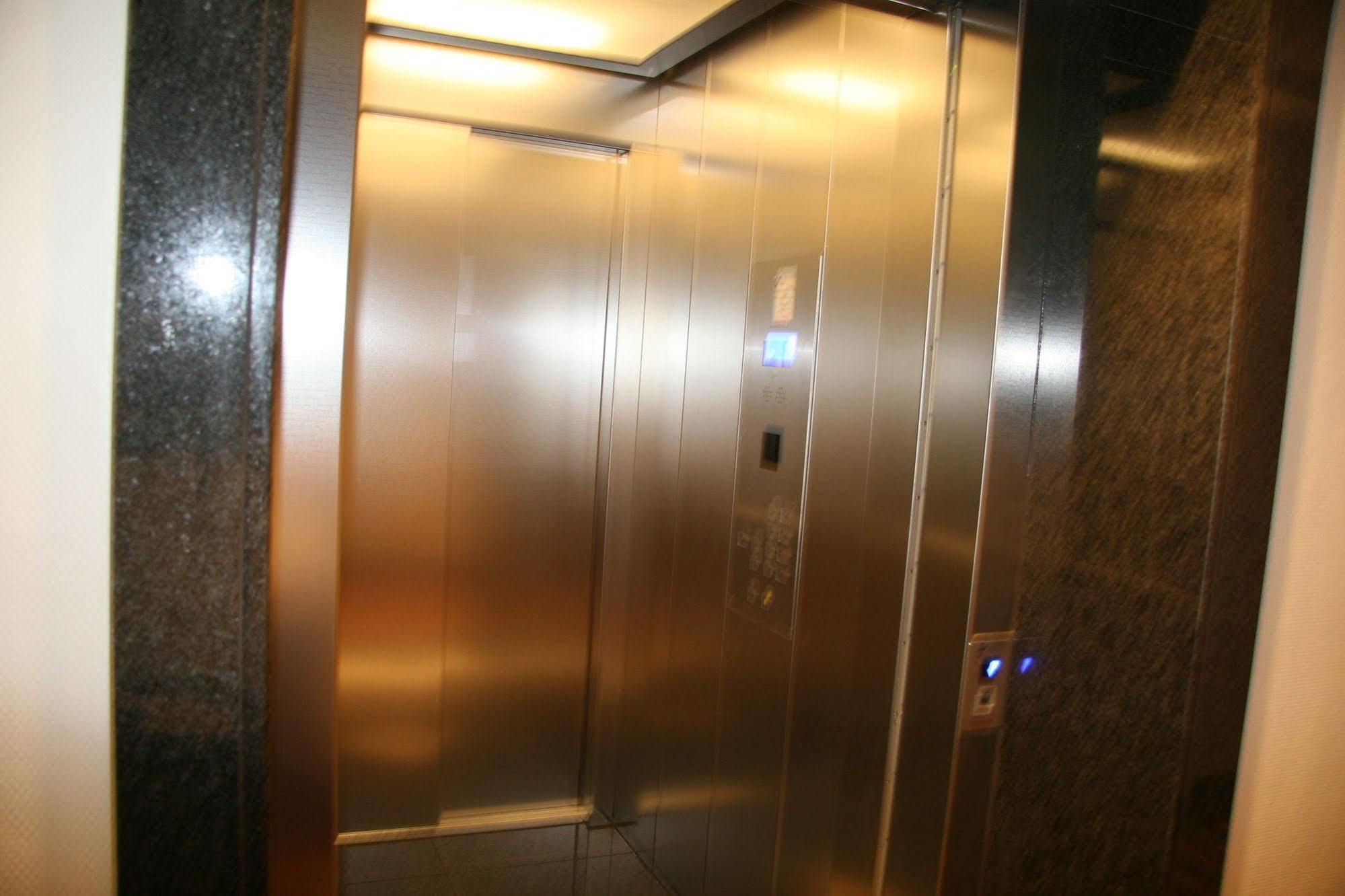 Hotel Fortune Köln Ngoại thất bức ảnh